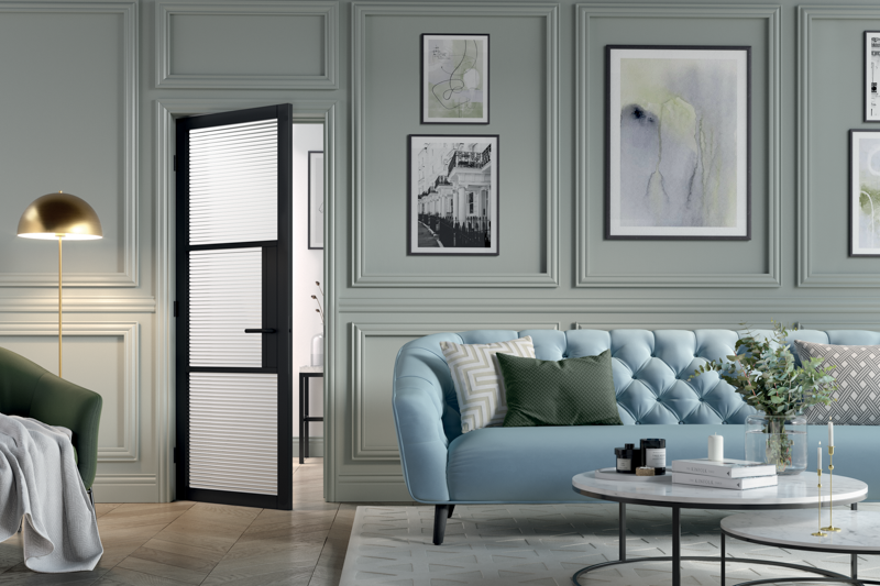 Black-Tribeca-Glazed-3L-Reeded-LifeStyle