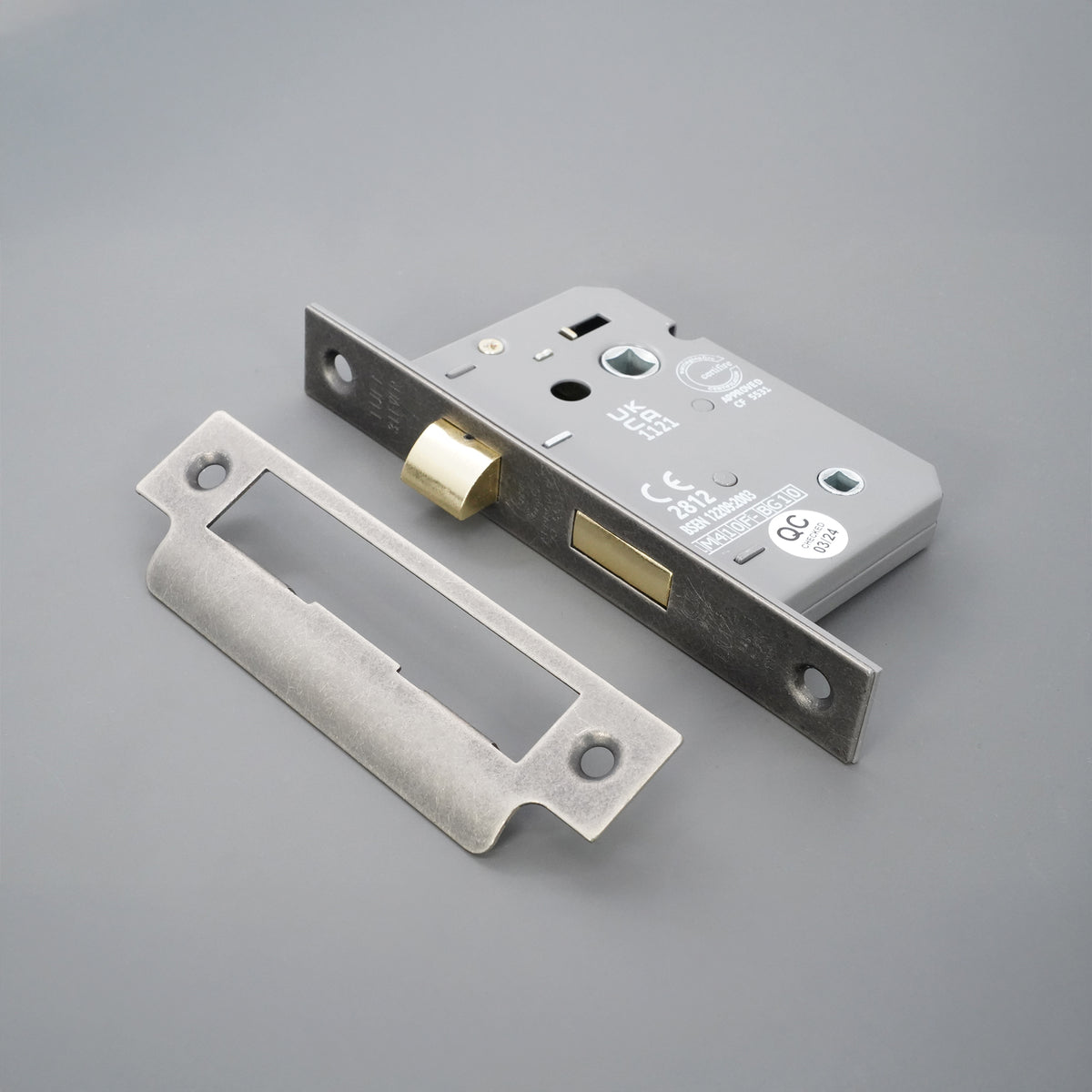 2.5" CE 3 Lever Bathroom Lock FD60 - Pewter