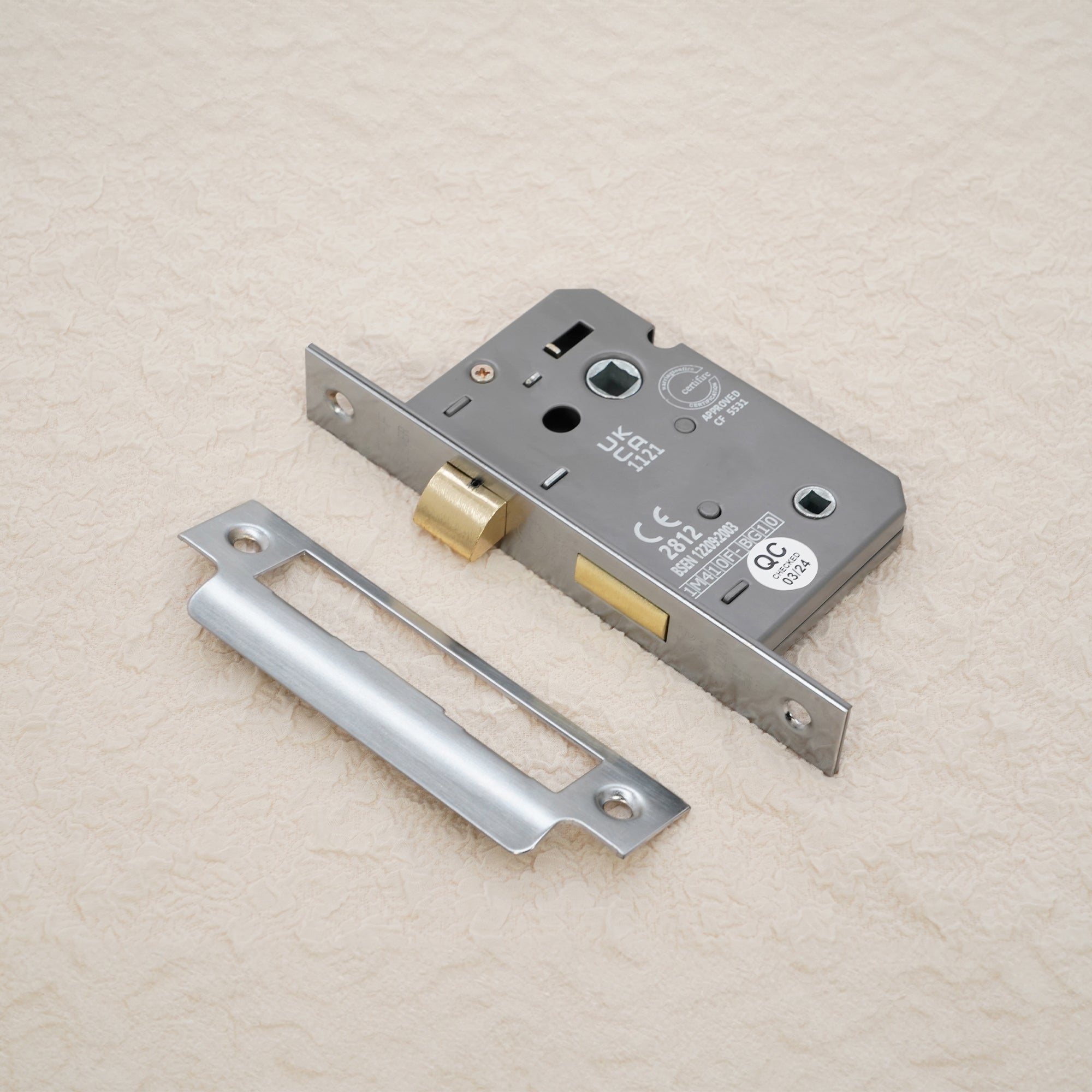 2.5" CE 3 Lever Bathroom Lock FD60 - Satin Chrome