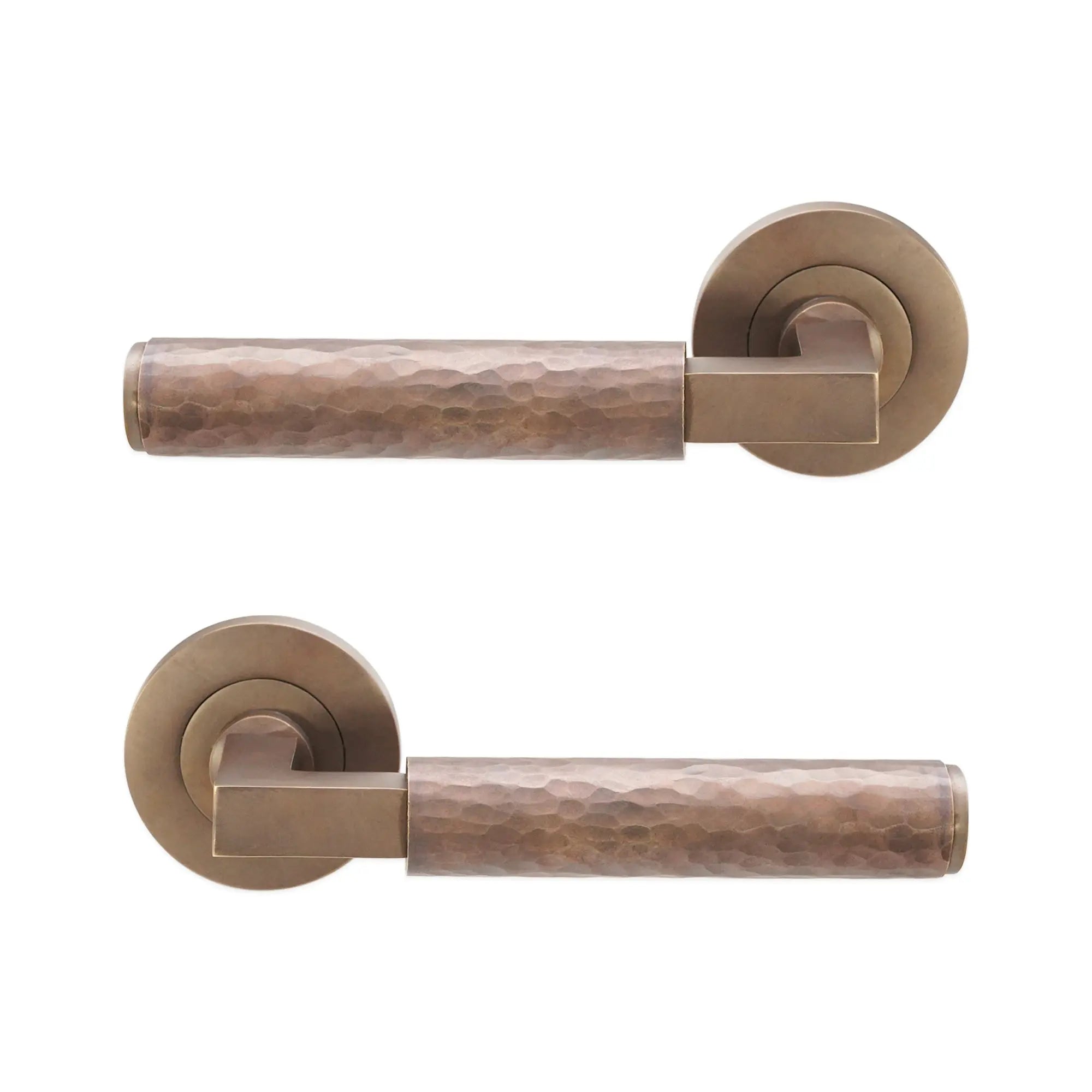 Hammered Knurlmond Lever on Rose Matt Antique Spira