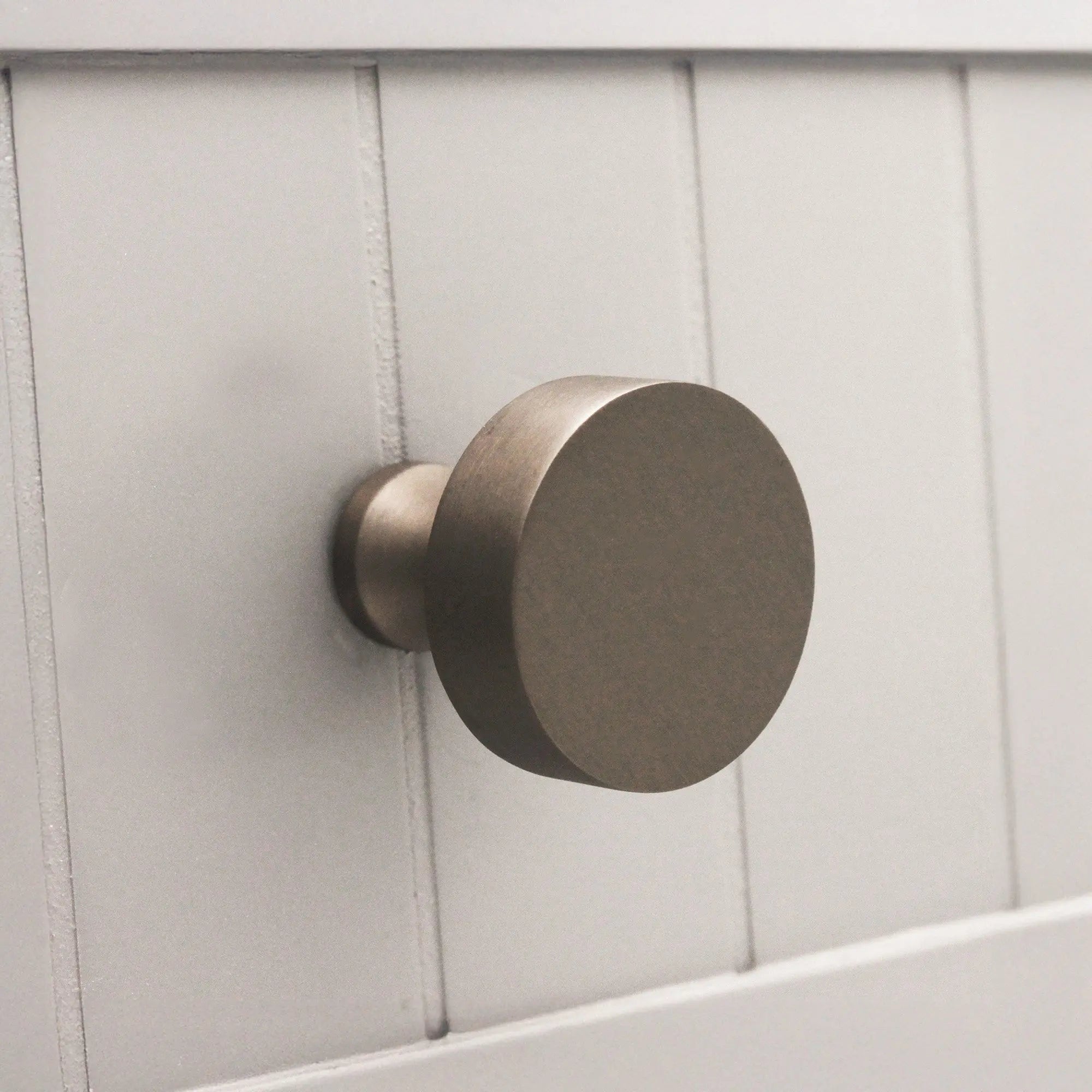 Round Cupboard Knob Gunmetal Grey Spira