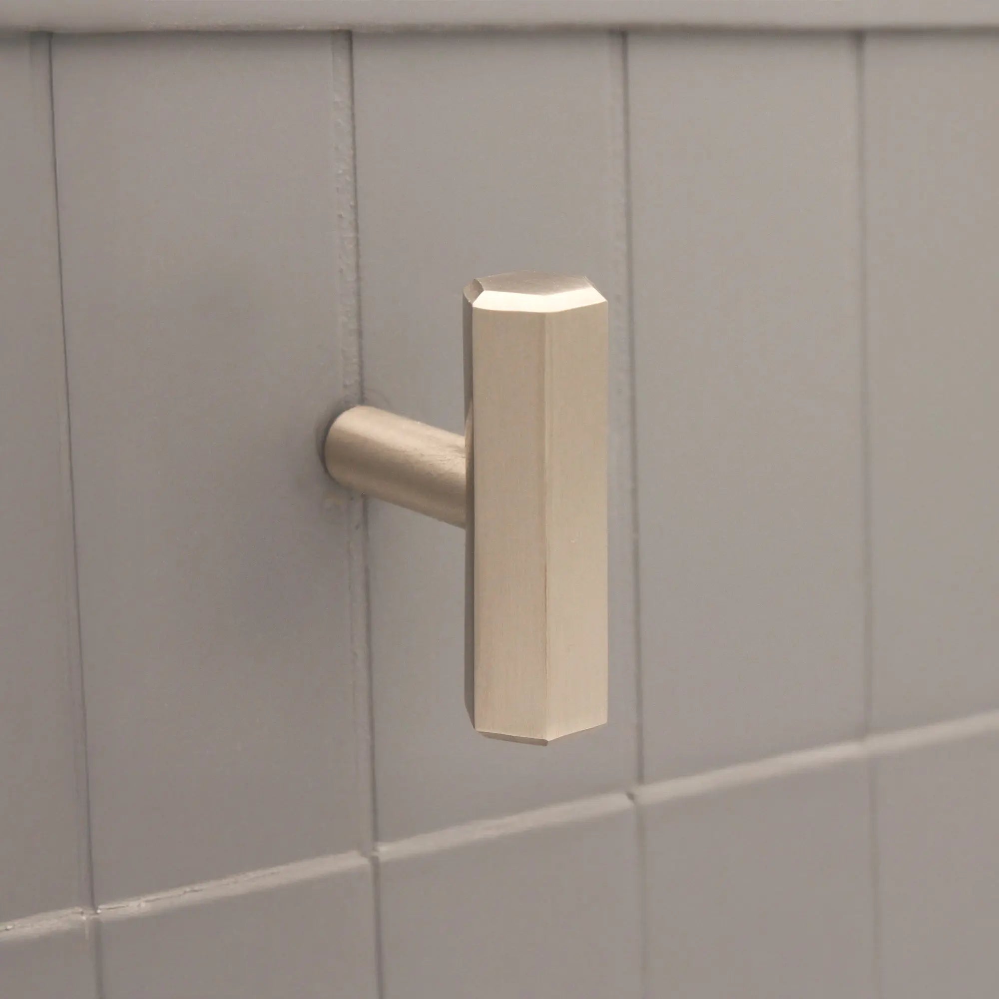 Hexagonal T bar Cupboard Pull Satin Silver Spira