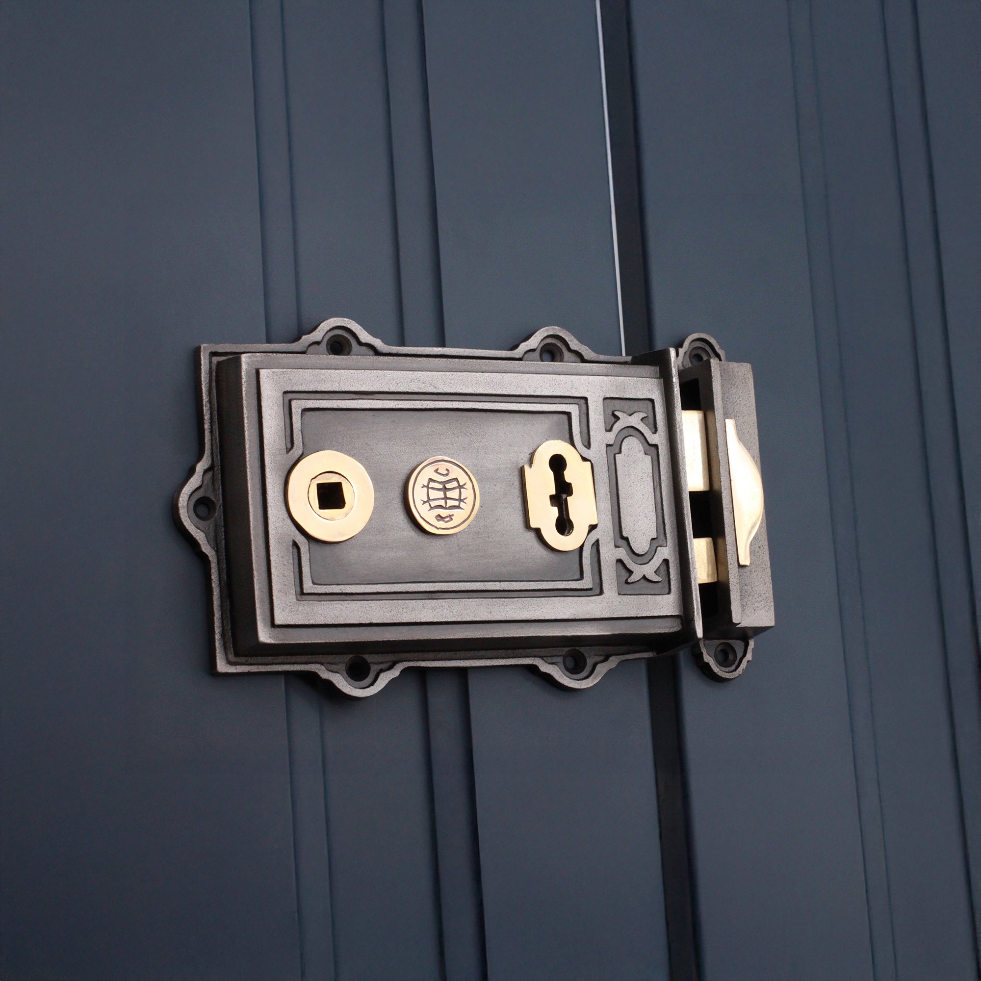 Davenport Rim Lock Pewter