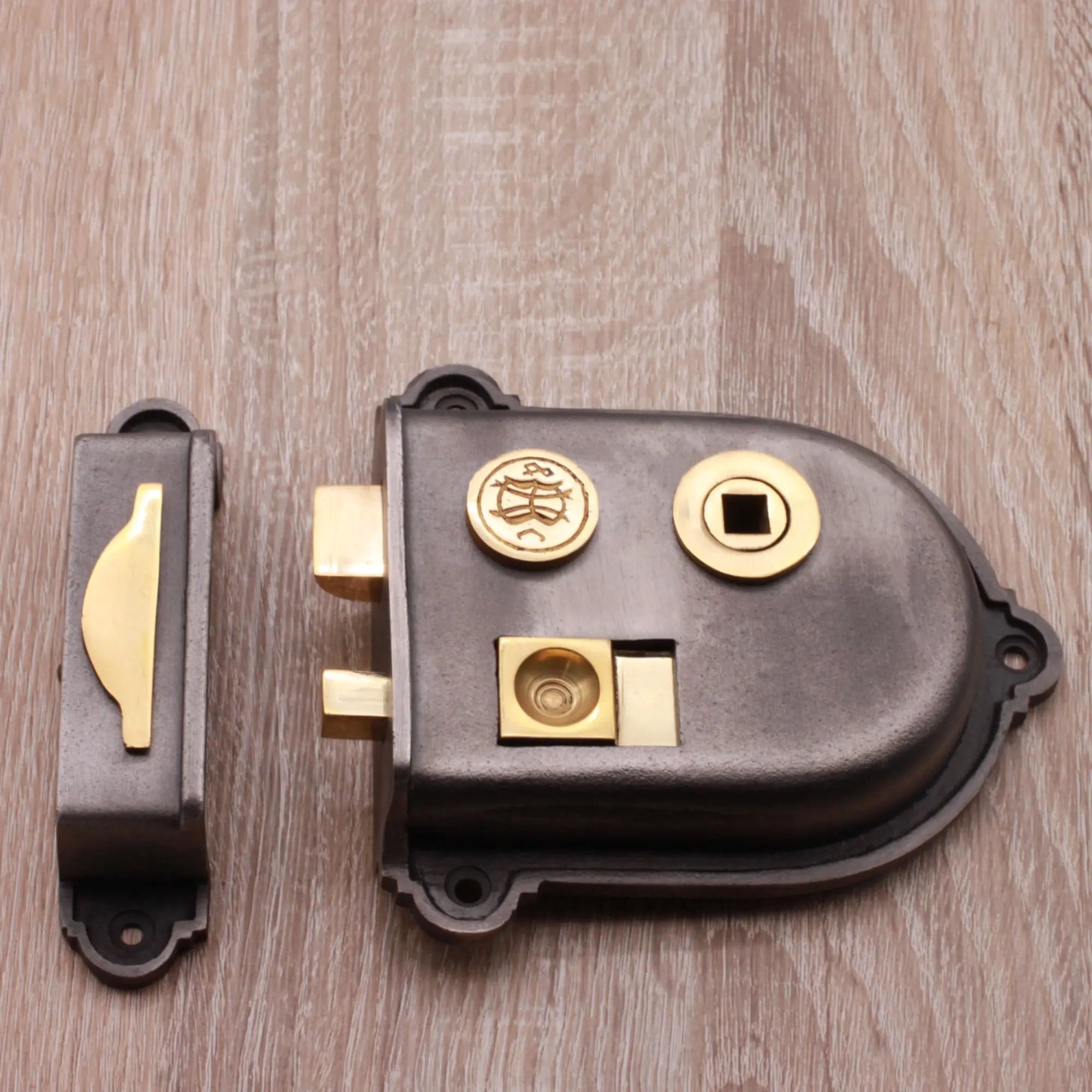 Cromwell Rim Latch Pewter Spira