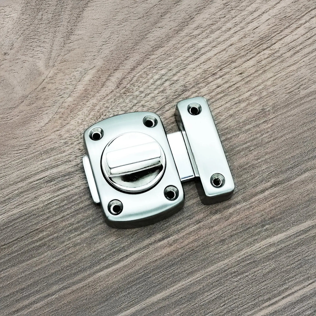Sigma Bahroom Latch Small Satin Nickel Spira
