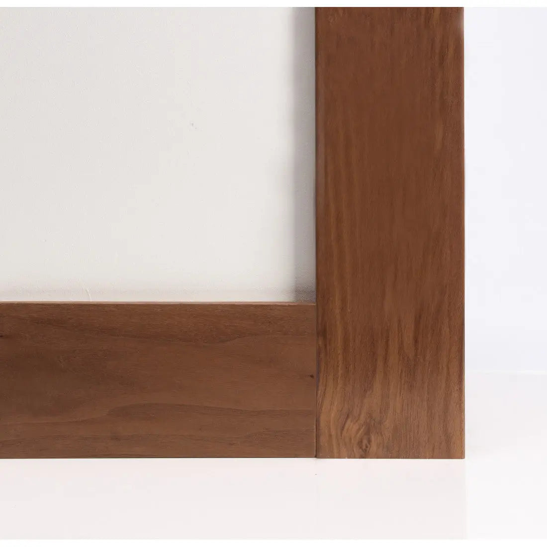 Walnut-Half-Splayed-Architrave-L-1100x1100w