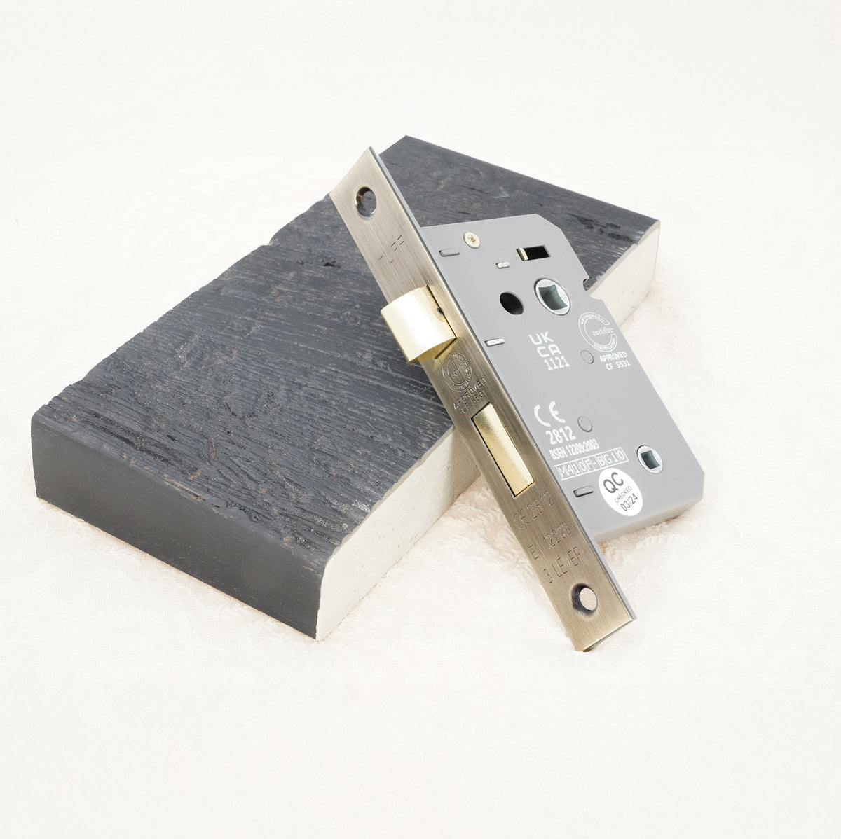 3" CE 3 Lever Bathroom Lock FD60 - Antique Brass