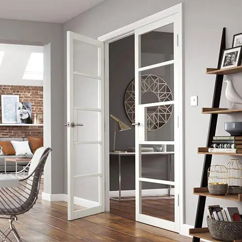 Metro White Clear Glass