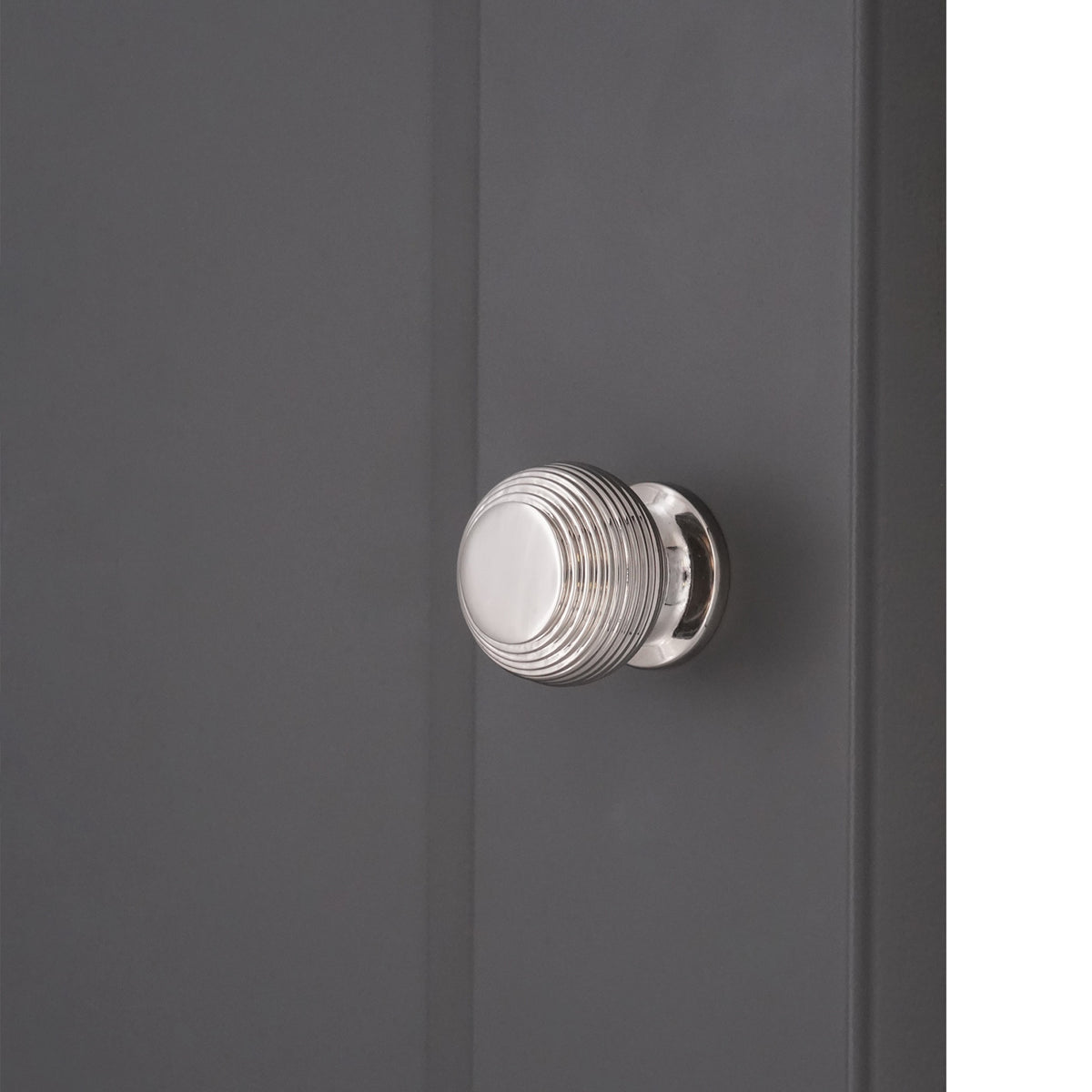Beehive Small 30mm Cupboard Knob Polished Nickel